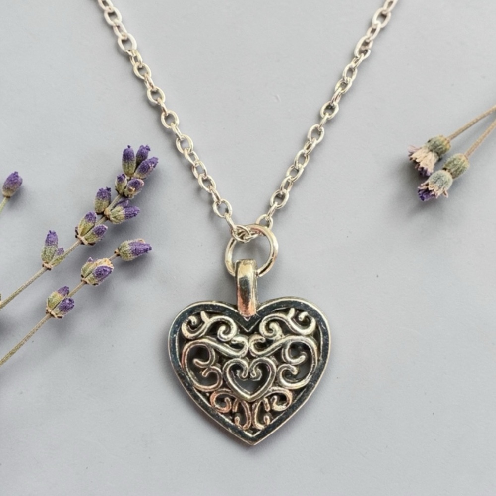 2/$40🔥Classic  925 Silver Filigree Heart Necklace - Women's Jewelry